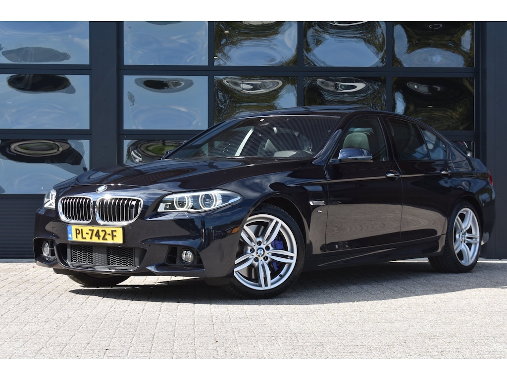 BMW 5-Serie 550xi High Executive '13 LED Leder Clima B&O Navi Cruise