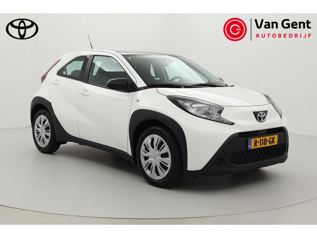 Toyota Aygo X 1.0 VVT-i MT Play | Apple Carplay / Android Auto | Adaptive Cruise | Airco | Camera | Rijstrooksensor