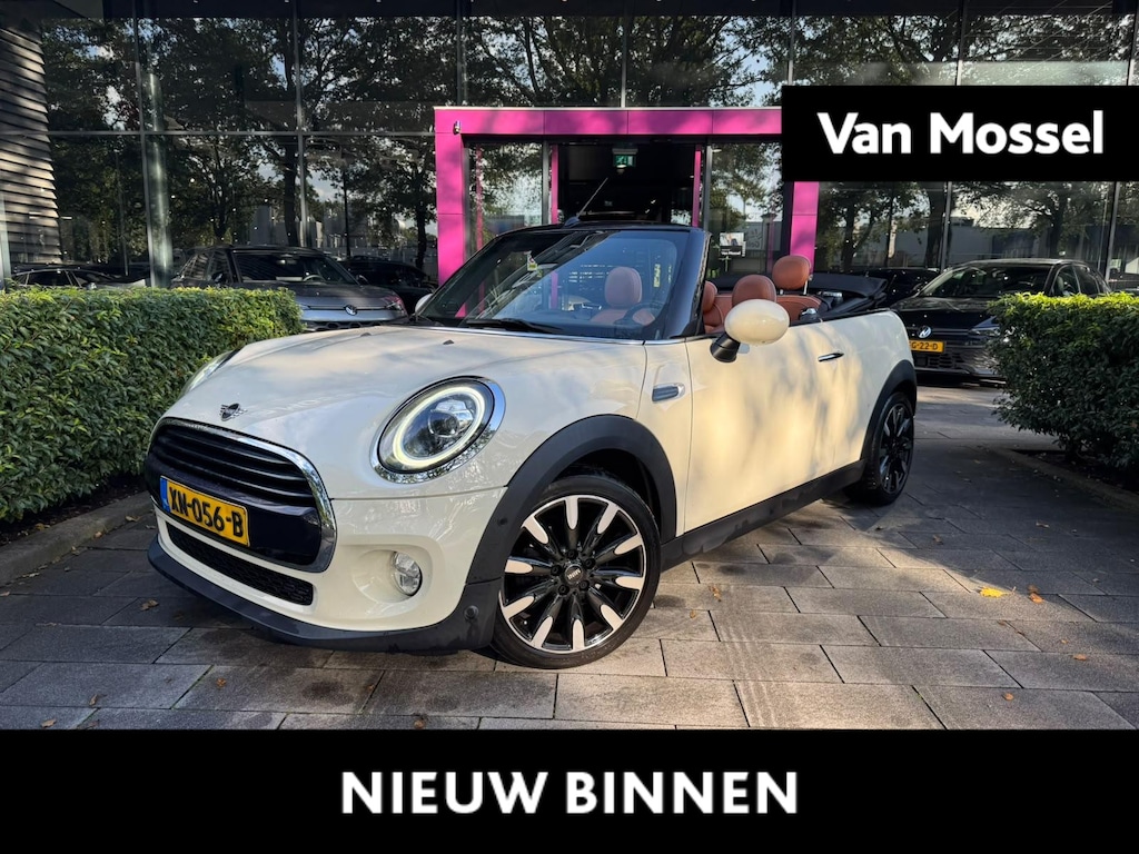 MINI Cooper Cabrio 1.5 Chili | WORDT VERWACHT | AUTOMAAT | HARMAN KARDON | LEDER | PARKEERSENSOREN | STOELVERWARMING | LED VERLICHTING | CRUISE CONTROL | BLUETOOTH | AIRCO | LICHTMETALEN VELGEN | CLIMATE CONTROL |