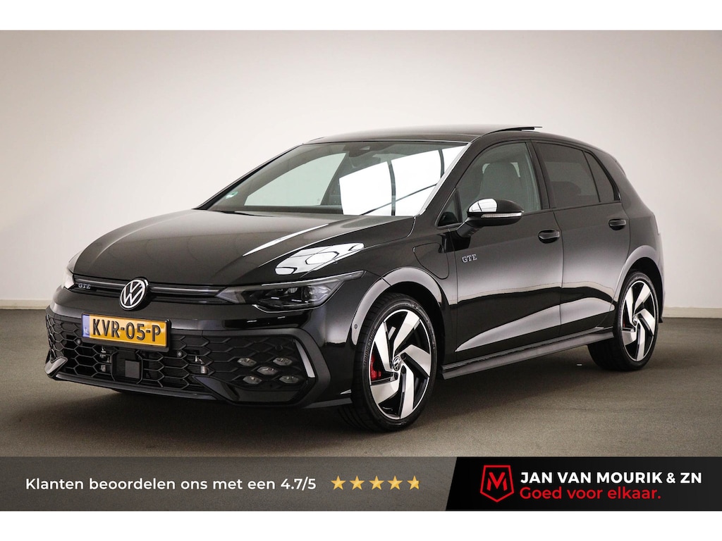 Volkswagen Golf 1.5 eHybrid GTE | LEDER | PANORAMADAK | HEAD UP | STOELVENTILATIE | STUURVERWARMING | TREKHAAK | 18"