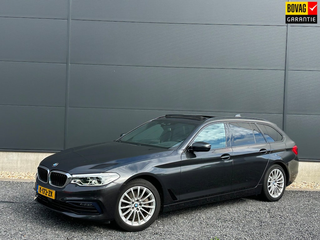 BMW 5-Serie Touring 520d High Executive Leder | Memory | Pano | Trekhaak