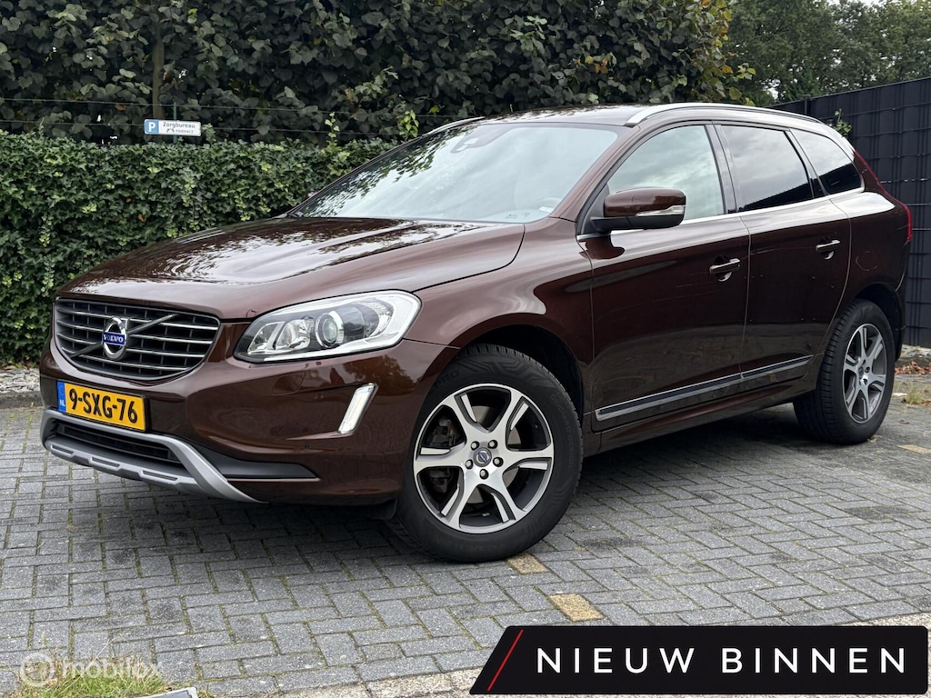Volvo XC60 2.0 T5 FWD Momentum LEDER / AUTOMAAT / TR.HAAK / SUPER ONDERHOUDEN! /