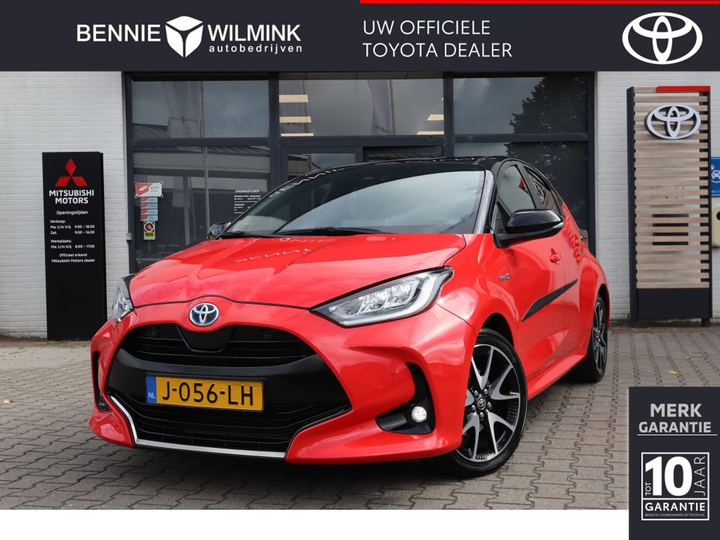 Toyota Yaris 1.5 Hybrid Launch Edition Bi-tone | JBL | Blindspot