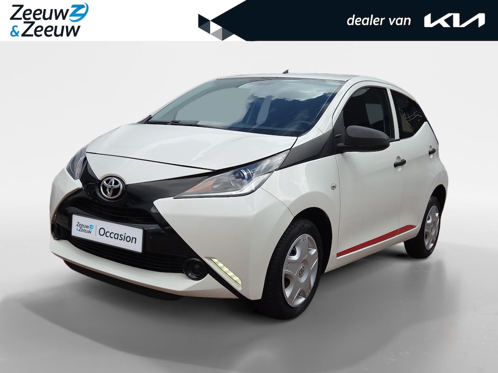 Toyota Aygo 1.0 VVT-i x | Unieke Kilometerstand | 12 maanden BOVAG Garantie |