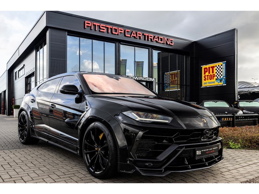 Lamborghini Urus 4.0 V8 Novitec 782pk, Wide-Body en uitlaat, Massage, 23 inch, Full Option!