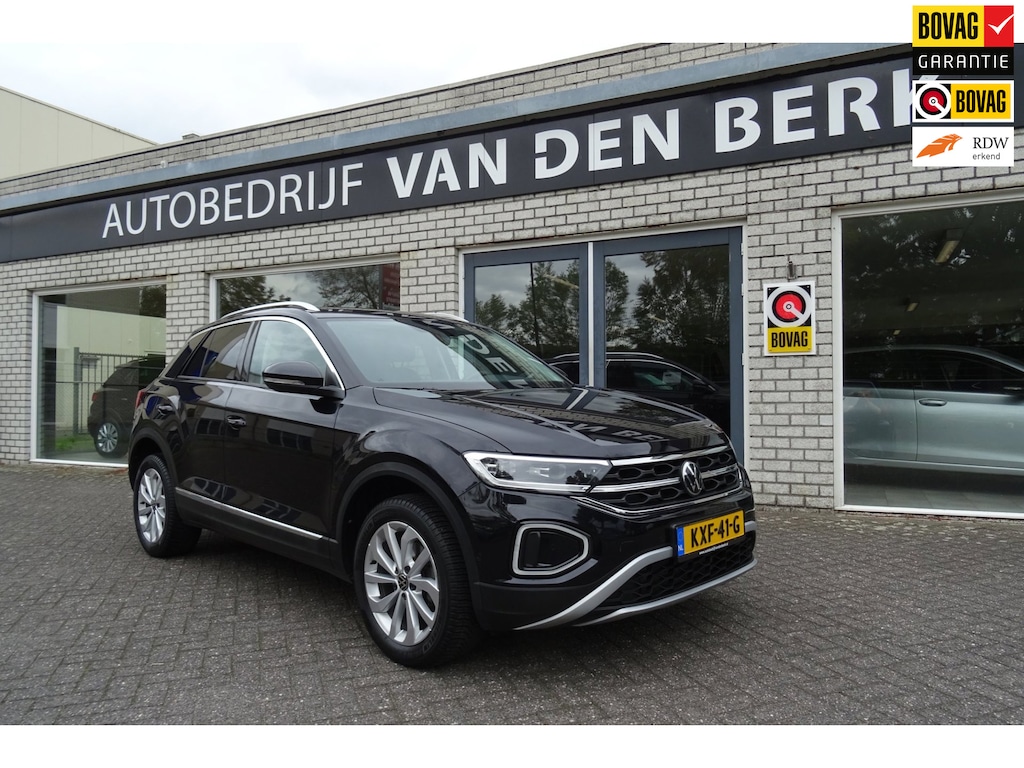 Volkswagen T-Roc 1.5 TSI ACT Style DSG / Nw model / Digitaal dachbord / Trekhaak