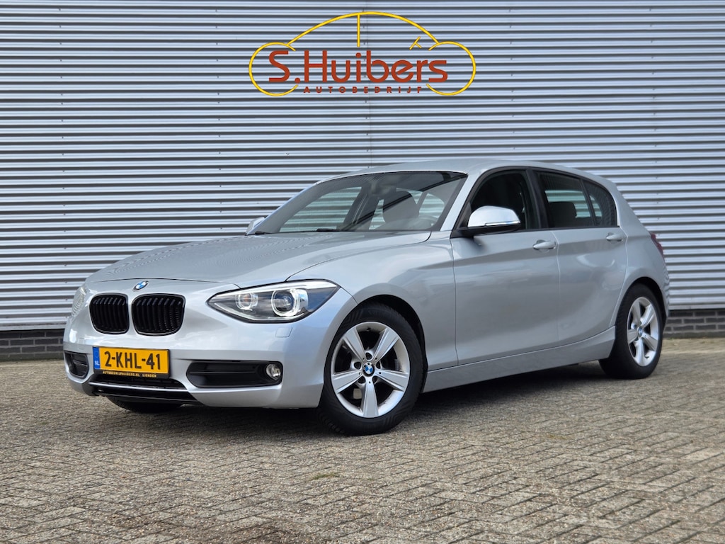 BMW 1-Serie 114i EDE Business Sport | Trekhaak | Camera | Navigatie | Bluetooth | Airc