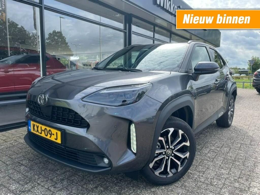 Toyota Yaris 1.5 HYBRIDE STYLE EDITION/ Adaptive/17/KEYLESS/VERWARMDE STOELEN/STUUR