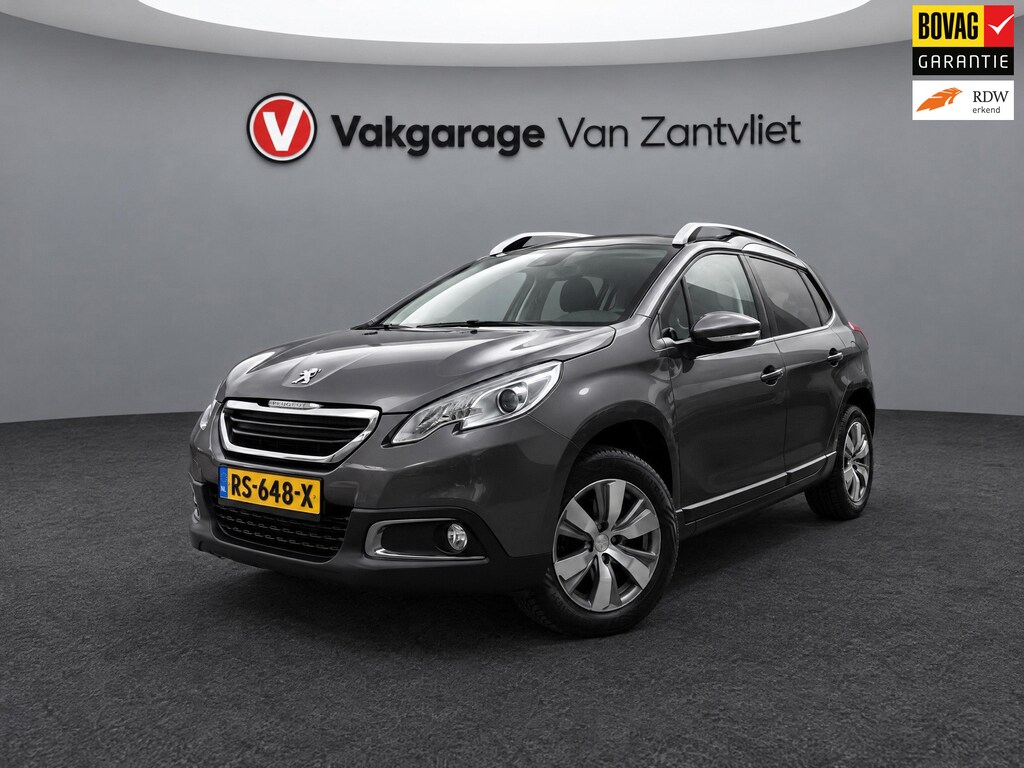 Peugeot 2008 1.2 PureTech Blue Executive (12 mnd BOVAG-garantie)