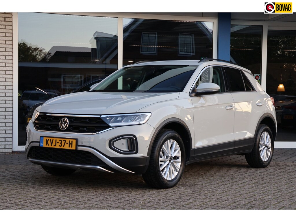 Volkswagen T-Roc 1.0 TSI Life Business Carplay Stoel/stuurverwarming Lane-assist