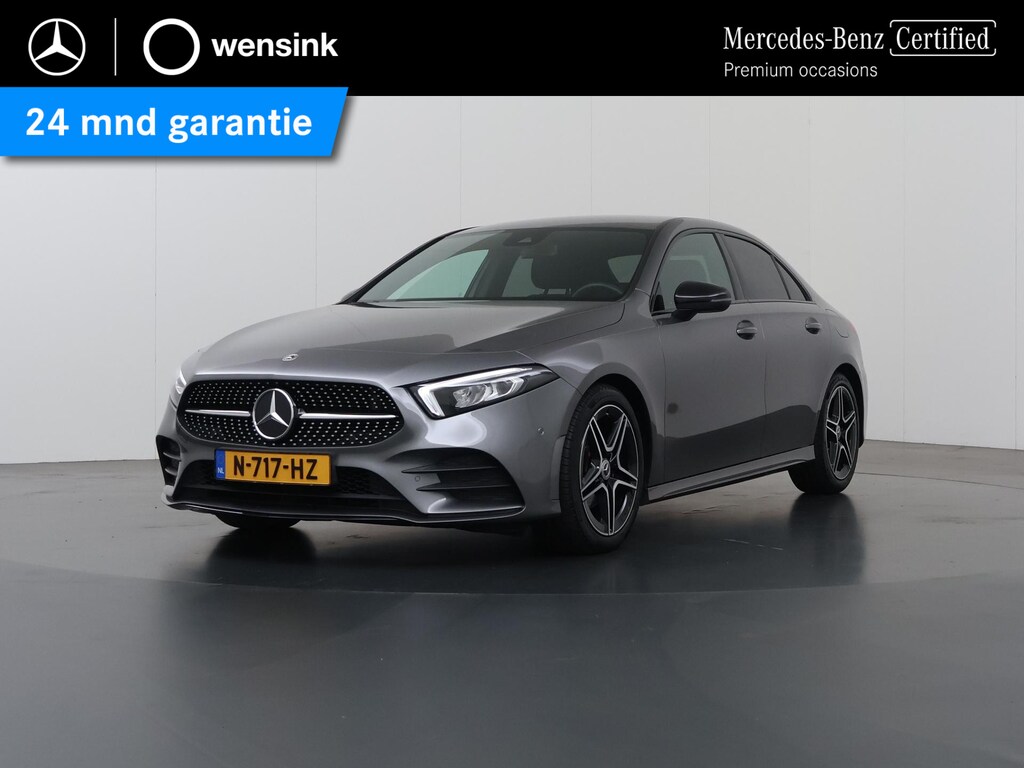 Mercedes-Benz A-klasse 180 Business Solution AMG | Night | Parkassistent | Sportstoelen | Stoelverwarming | Apple carplay |