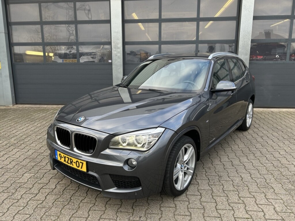 BMW X1 sDrive20i 184pk Automaat High Executive M-sport