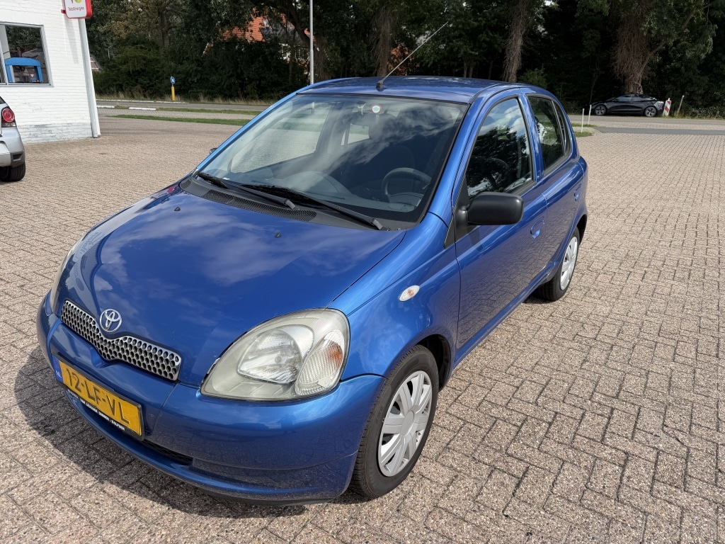 Toyota Yaris 1.3-16V VVT-i Sol