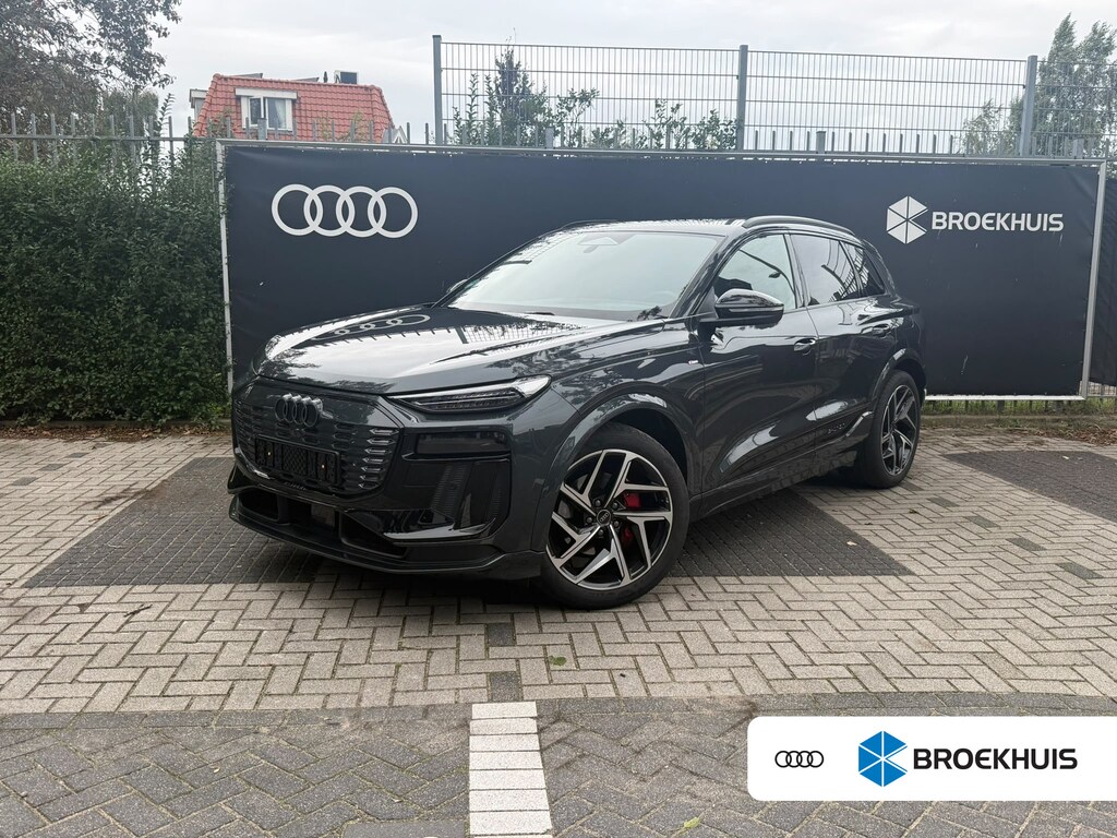 Audi Q6 e-tron performance 225 kW | Luchtvering | Trekhaak | Head-up | Leder super sportstoelen | B&O | 21 inch |