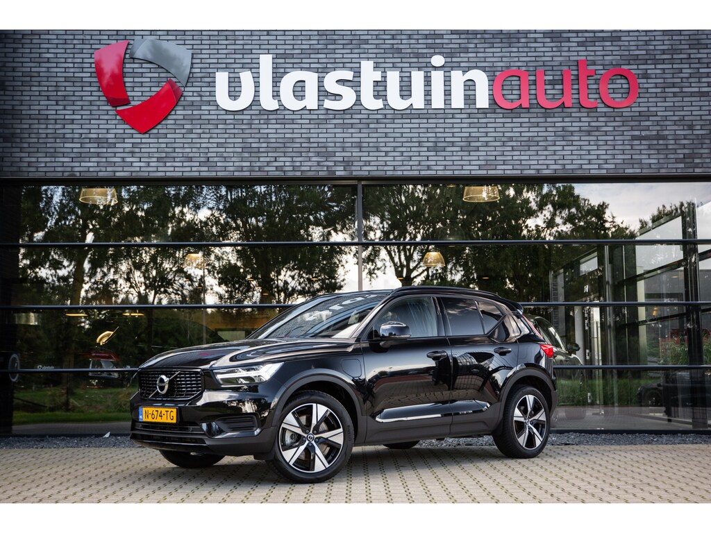 Volvo XC40 1.5 T4 Recharge R-Design , Pilot Assist, Stuurverwarming, Camera