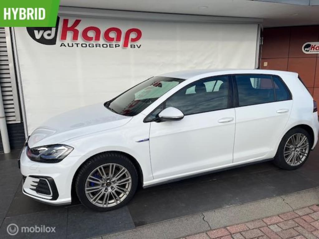 Volkswagen Golf 1.4 TSI PHEV GTE 2019 | LED/ALCANTARA
