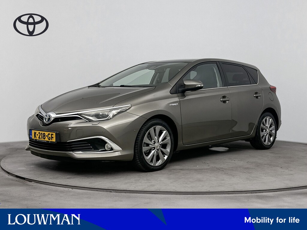 Toyota Auris 1.8 Hybrid Executive | Panodak | Parkeersensoren V+A | Navigatie | LED Verlichting |