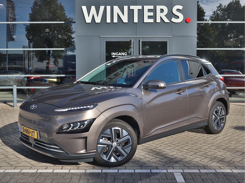 Hyundai Kona Electric EV Premium 64 kWh | Leder | Stoelventilatie | Schuifdak | Stoelverwarming |