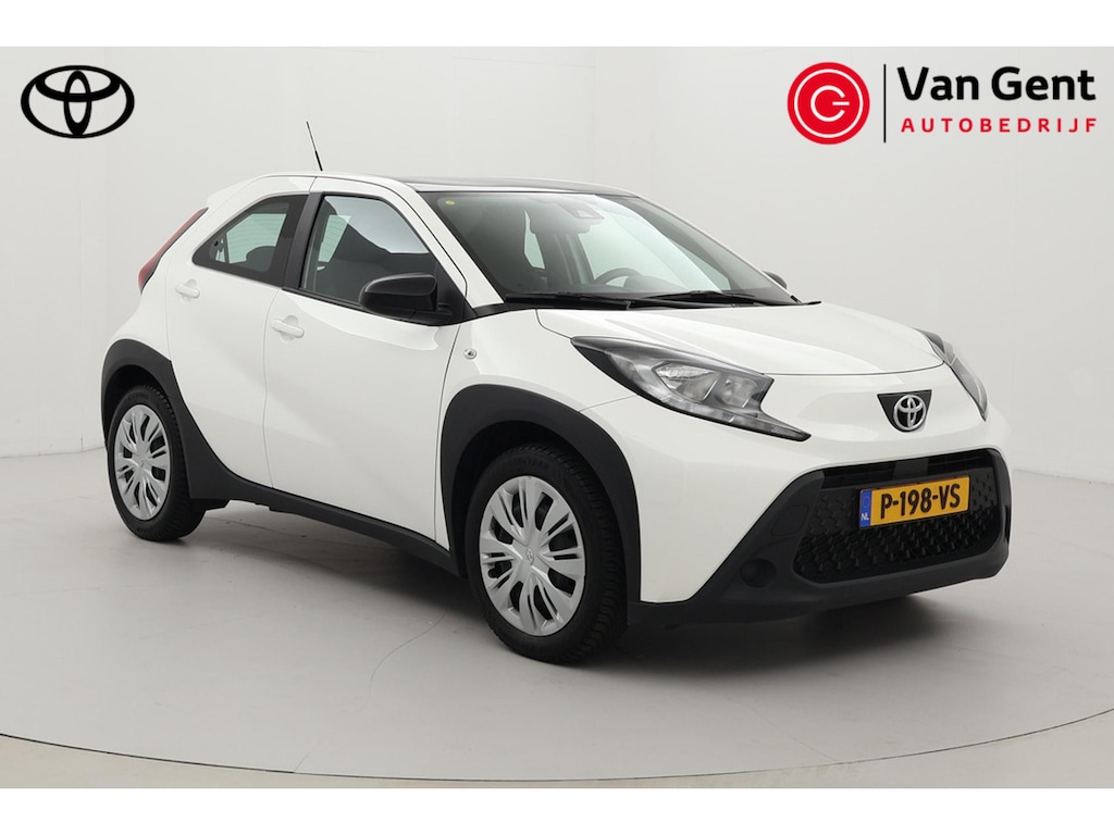 Toyota Aygo X 1.0 VVT-i MT Play | Apple Carplay / Android Auto | Adaptive Cruise | Airco | Camera | Rijstrooksensor