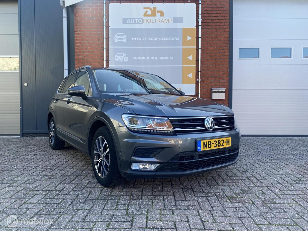 Volkswagen Tiguan 1.4 TSI PANO/LED/TREKHAAK/LUXE!!