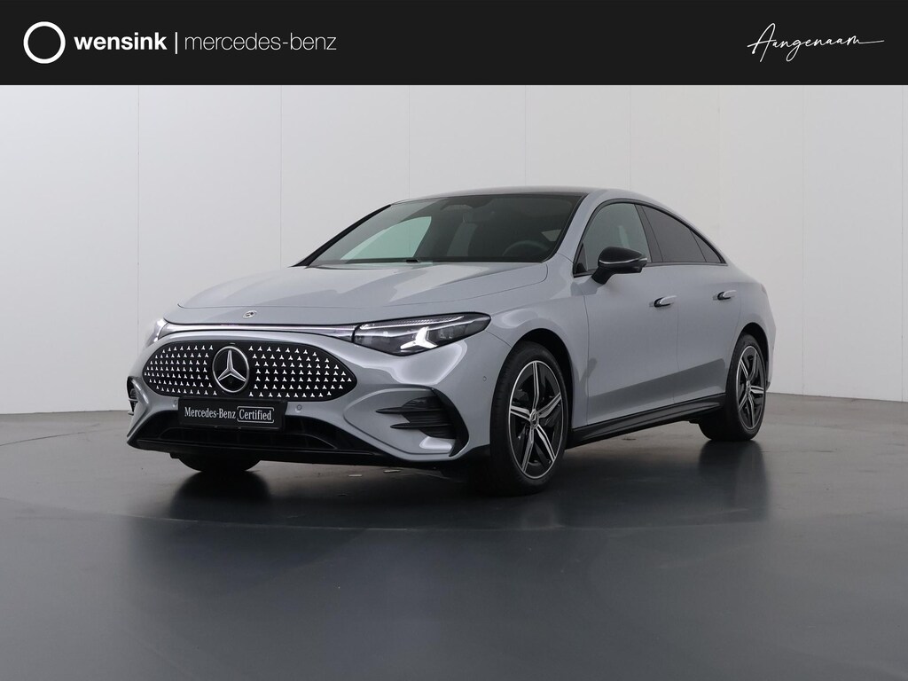 Mercedes-Benz CLA 250+ Launch Edition 85.5 kWh | Night | Panoramadak | Stoelverwarming | DISTRONIC | Achteruitrijcamera | Dodehoekassistent |
