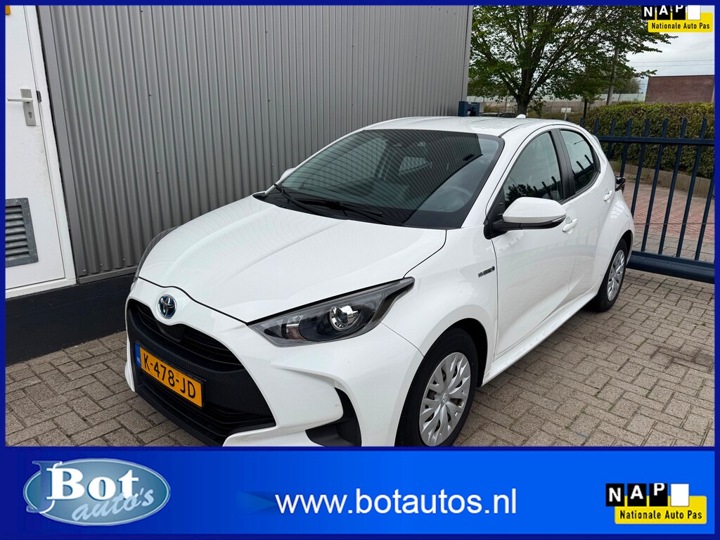 Toyota Yaris 1.5 Hybrid Active AIRCO / CRUISE / ACHTERUITRIJCAMERA / 1e EIGENAAR / TOPSTAAT