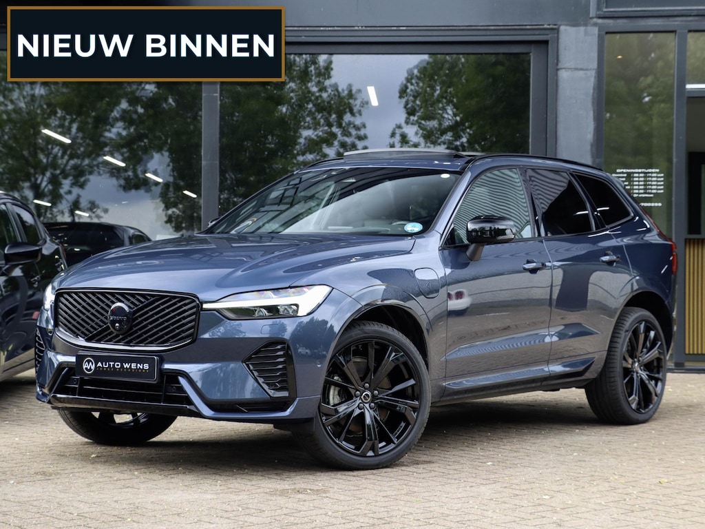 Volvo XC60 T8 AWD Ultra Black Edition Pano 360 Bowers & Wilkins Trekhaak HeadUp Display 21''