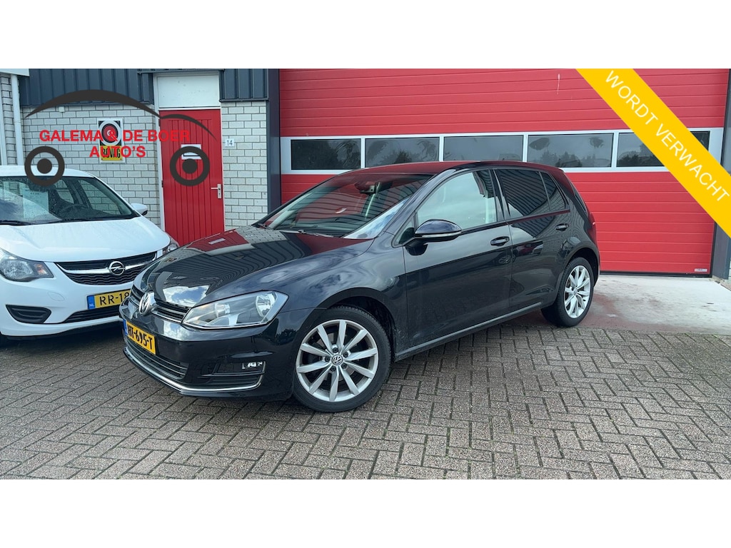 Volkswagen Golf 1.4 TSI Business Edition Connected AUTOMAAT / CARPLAY / STOELVERW / CAMERA / CLIMA / PDC / CRUISE / NL-AUTO