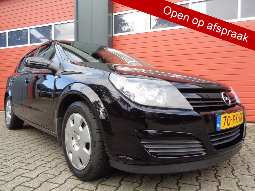 Opel Astra 1.6 Enjoy 105PK Airco Cruise Trekhaak NL-Auto 162DKm NAP