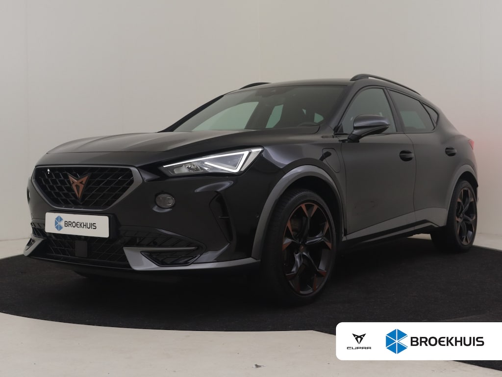 CUPRA Formentor VZ e-Hybrid | Camera | Elektr stoel incl memory | Stoel/stuurverw | Parkeer assistent | Apple car Android auto | Dodehoek detectie | Navi | DAB | LED | 19"LMV