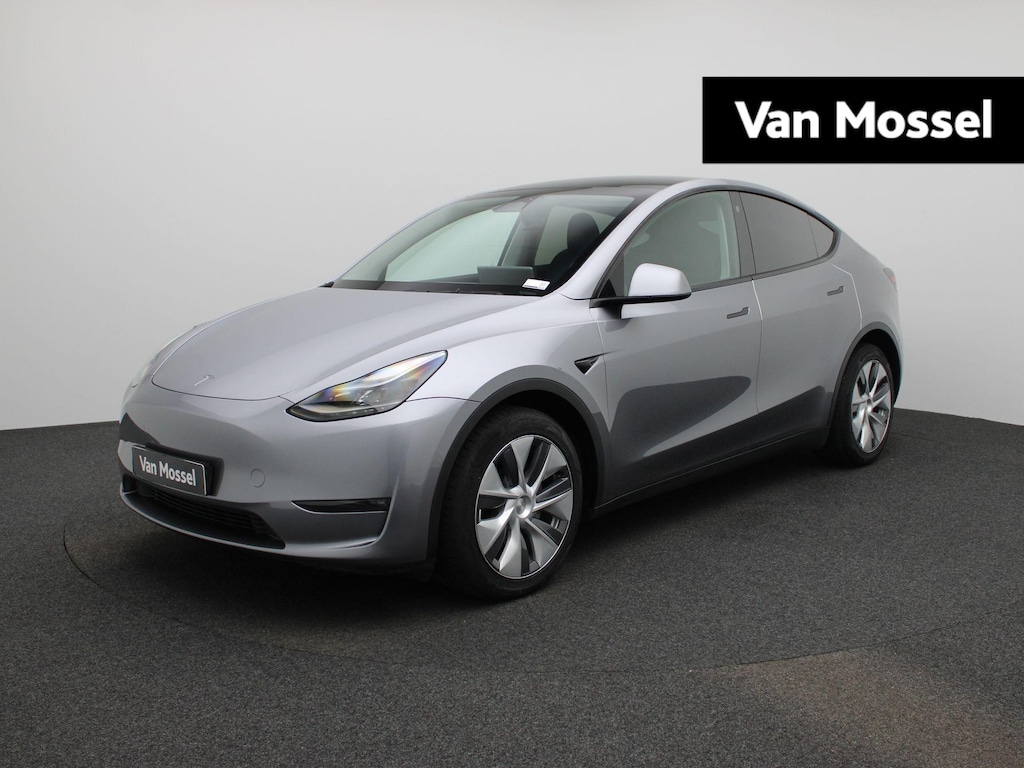 Tesla Model Y Dual Motor AWD | ACHTERUITRIJCAMERA | ELEKTRISCHE KOFFERKLEP | LEDEREN BEKLEDING | STOELVERWARMING | STUURVERWARNING |