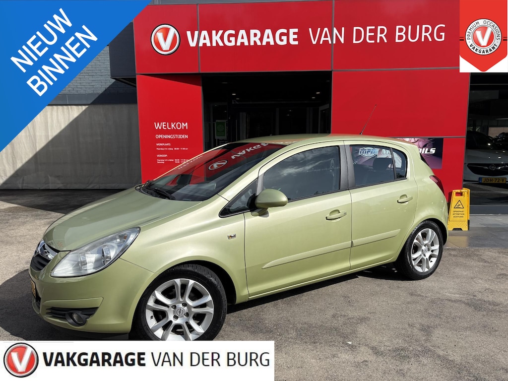 Opel Corsa 1.4-16V Cosmo Vol Automaat 12 mnd BOVAG garantie