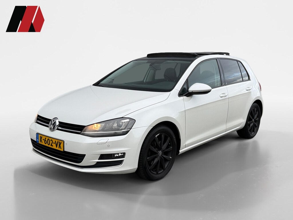 Volkswagen Golf 1.4 TSI Highline | PANO | PDC | Comfortstoelen
