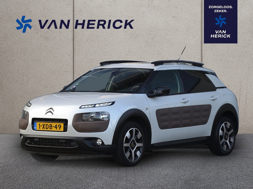 Citroën C4 Cactus 1.2 e-VTi Shine Automaat | Panoramadak | Trekhaak | Achteruitrijcamera
