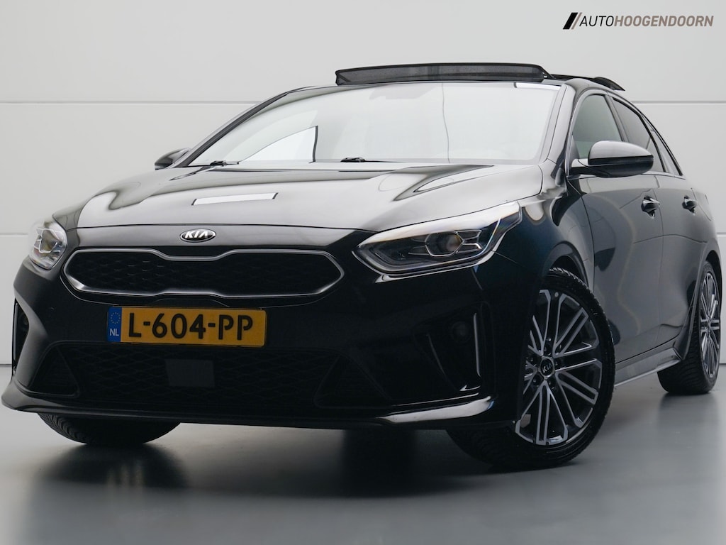 Kia ProCeed 1.5 T-GDI GT-PlusLine (APPLE CARPLAY,PANORAMADAK,JBL-SOUND,STUUR-STOELVERWARMING,CLIMATE,ELEKTRISCHE STOELEN,CAMERA)
