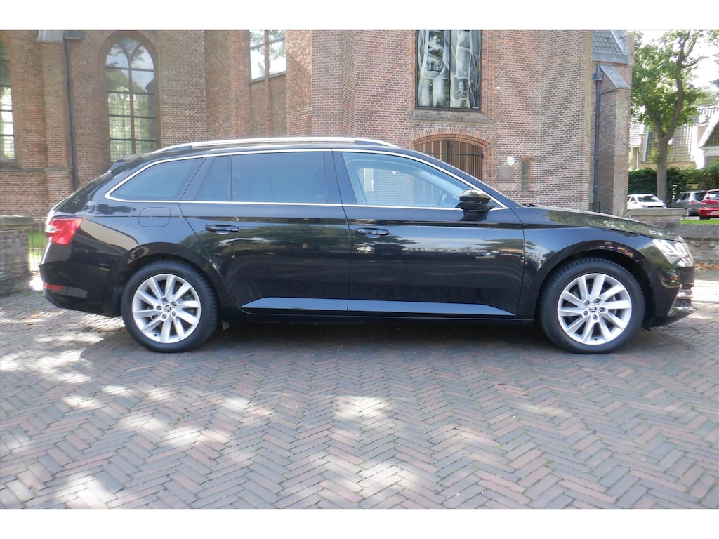 Skoda Superb Combi 1.4 Plug-in -( SOH 93.4 % )-TREKHAAK-BOVAG
