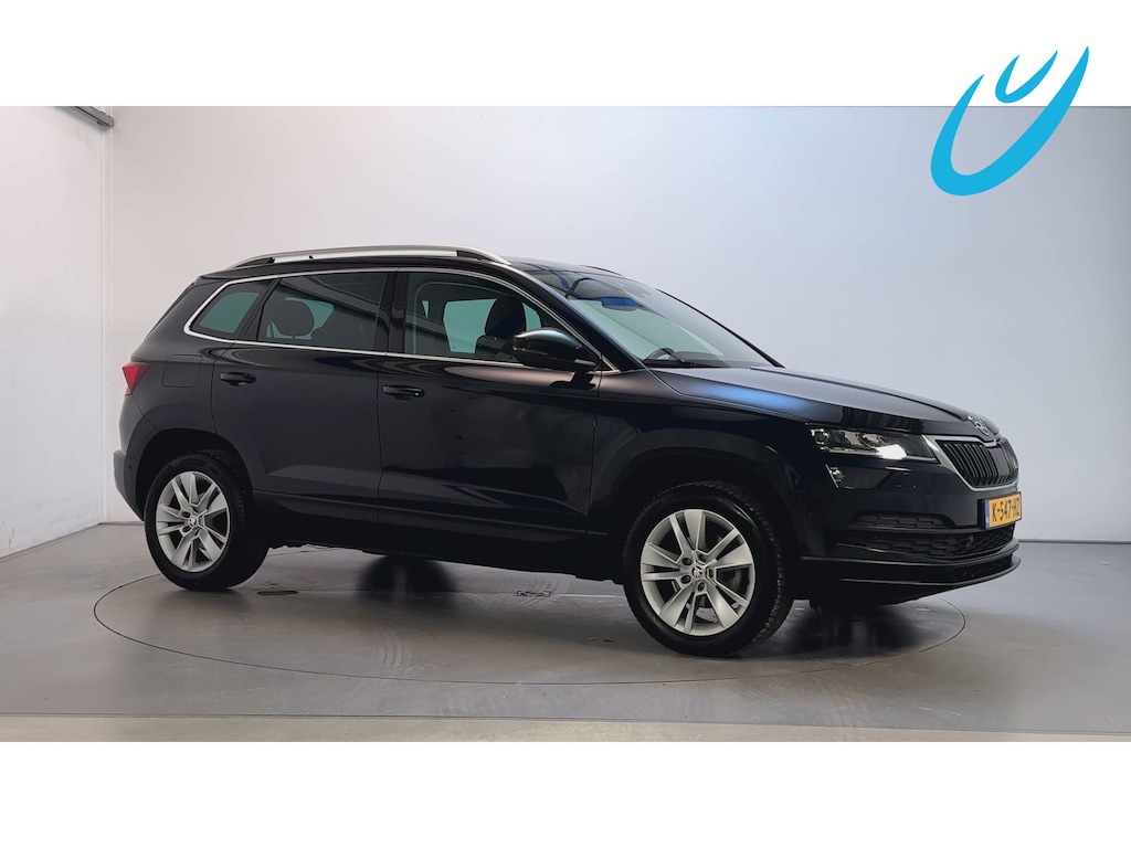 Skoda Karoq 1.5 TSI 150pk DSG ACT Business Edition Plus LED Sfeerverlichting Stoelverwarming Navigatie