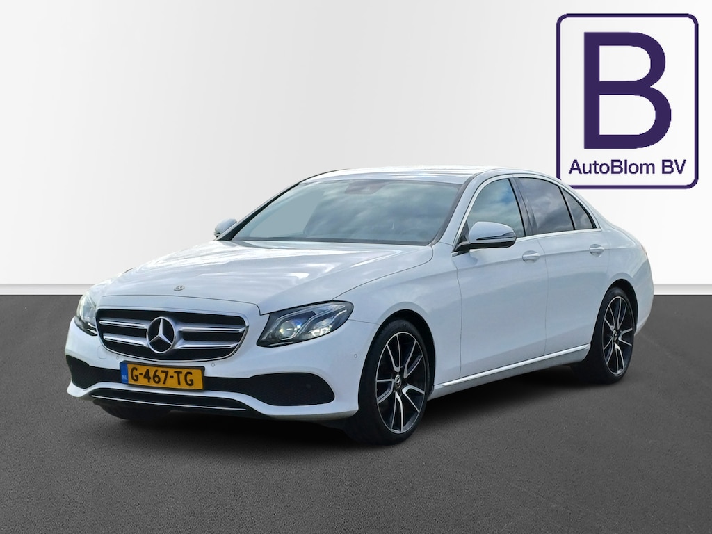 Mercedes-Benz E-klasse 200 Premium /Prachtige auto!/Sfeerverlichting/Camera/