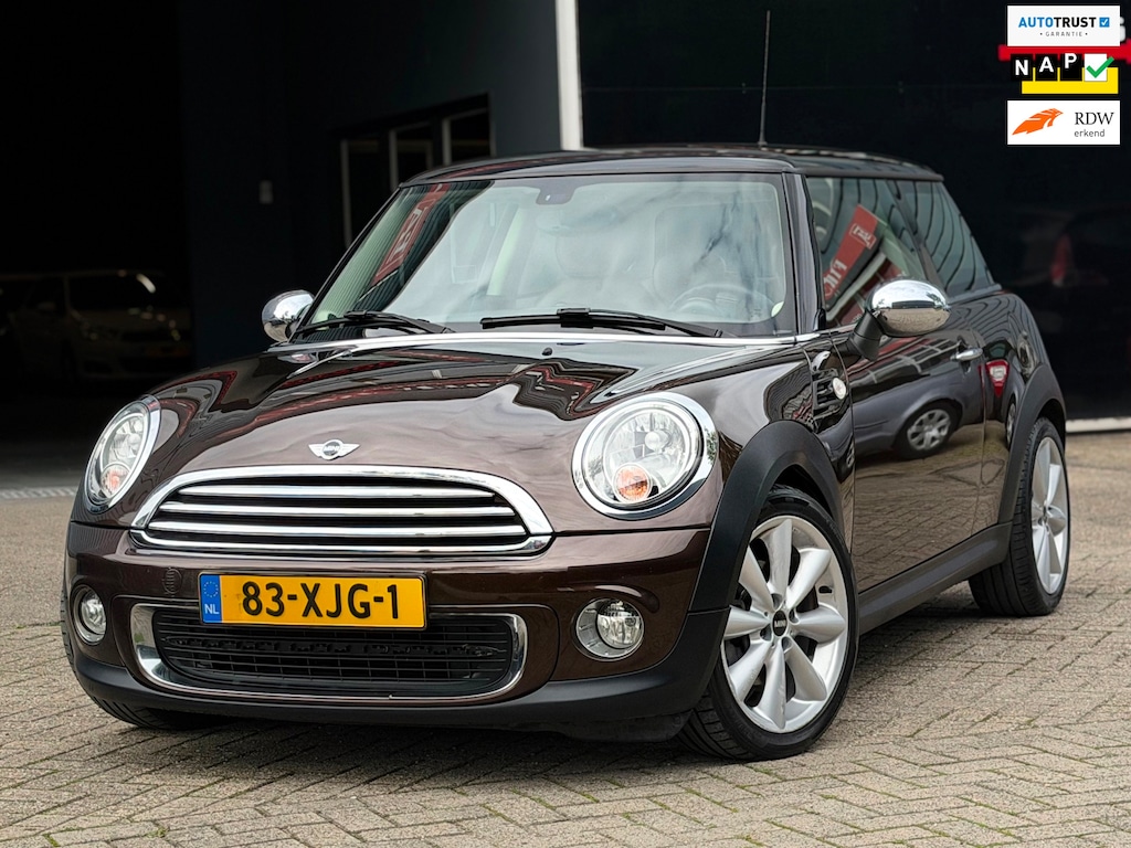 MINI Cooper 3-Deurs 1.6 Chili AUTOMAAT LEDER/NAVI/SFEERVERLICHTING/CRUISE | NETTE AUTO !