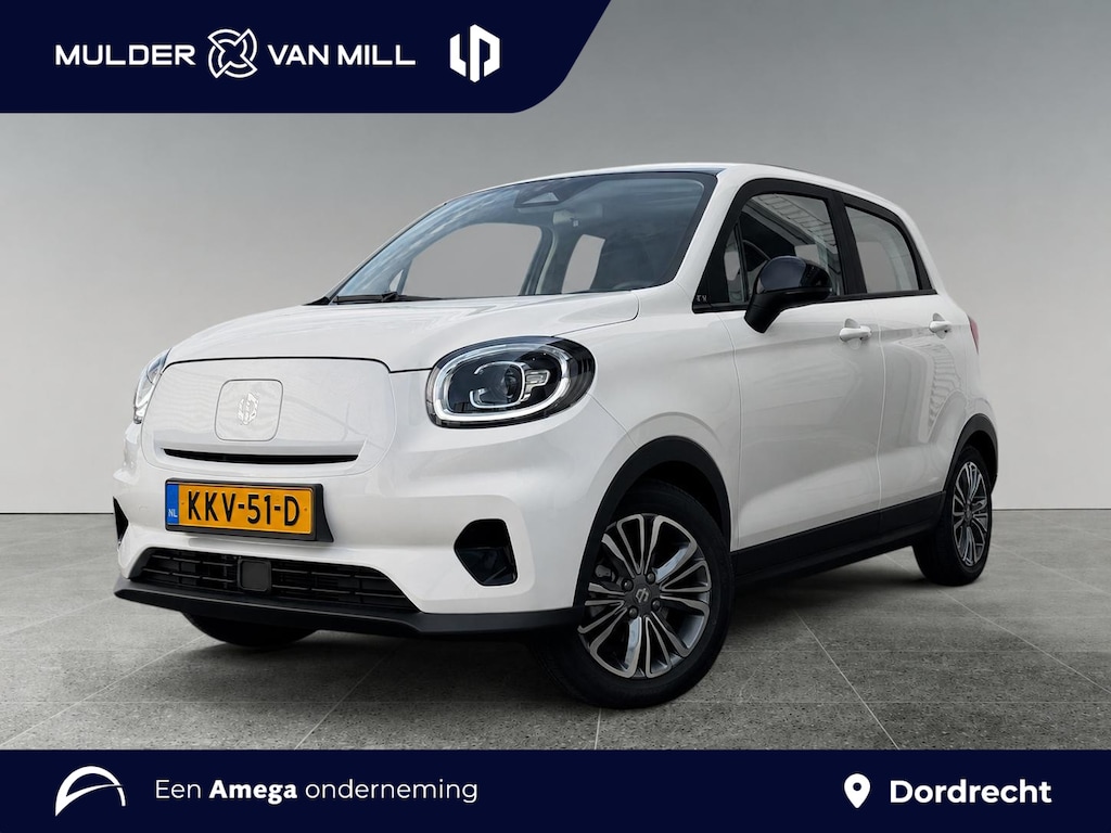 Leapmotor T03 5-deurs Design EV 37.3 kWh 95pk | AUTOMAAT | CAMERA | CLIMA | PANODAK | ADAPTIVE CRUISE | DODEHOEKBEW. | LM-VELGEN | NAVI |