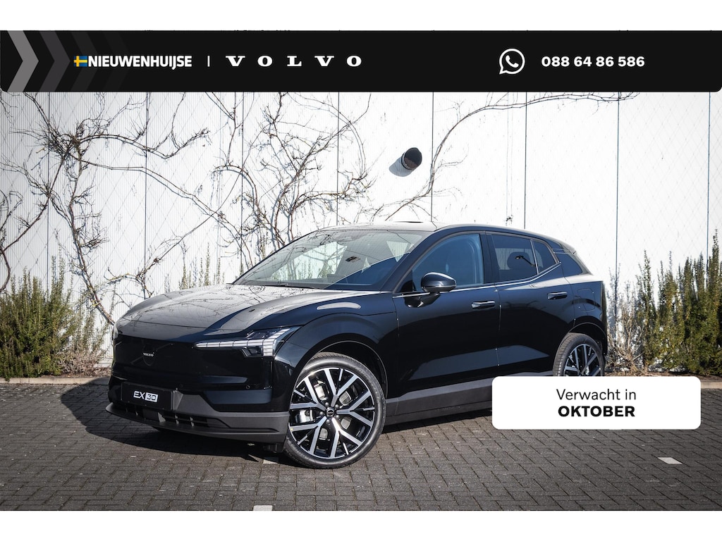 Volvo EX30 P5 Long Range Plus Black Edition Europa 69 kWh | 20 Inch Velgen | Elektr. Stoelen | Stoel + Stuurverwarming | Getint Glas | Adaptive Cruise Control | Dodehoek Detectie |