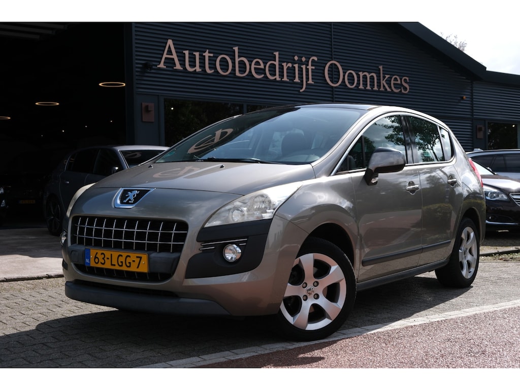 Peugeot 3008 1.6 THP ST *PANORAMADAK* 155dkm Trekhaak/Navigatie/Airco APK 09-2027