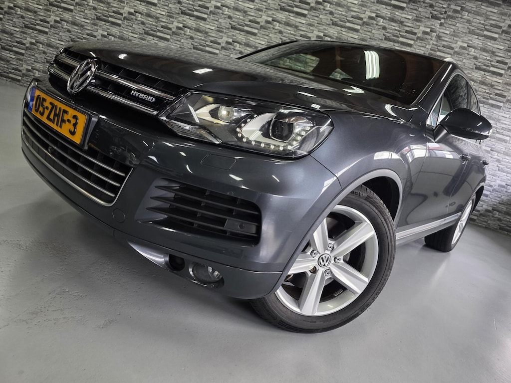 Volkswagen Touareg 3.0 TSI Hybrid Highline *NL AUTO*1e eig*!
