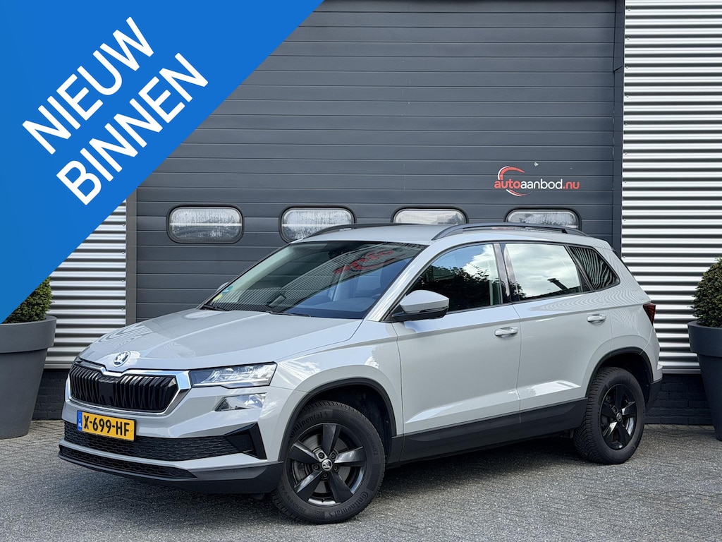 Skoda Karoq 2.0 TDI DSG | Navigatie | Camera | DAB | Lichtmetalen Velgen | Trekhaak |