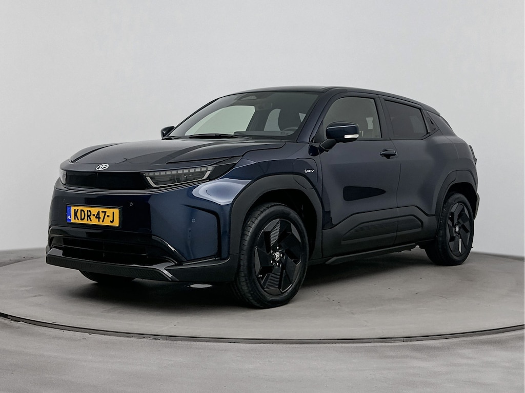 Toyota Urban Cruiser Dynamic 61 kWh