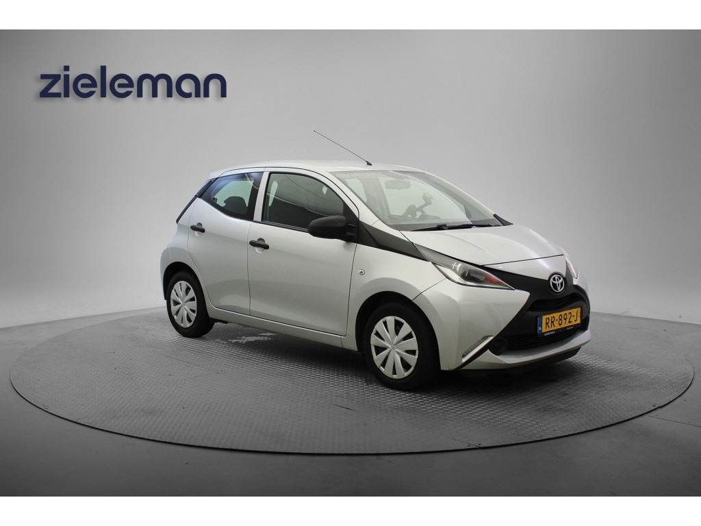Toyota Aygo 1.0 VVT-i x-fun 5 Deurs - Airco, Multifunctioneel Stuur