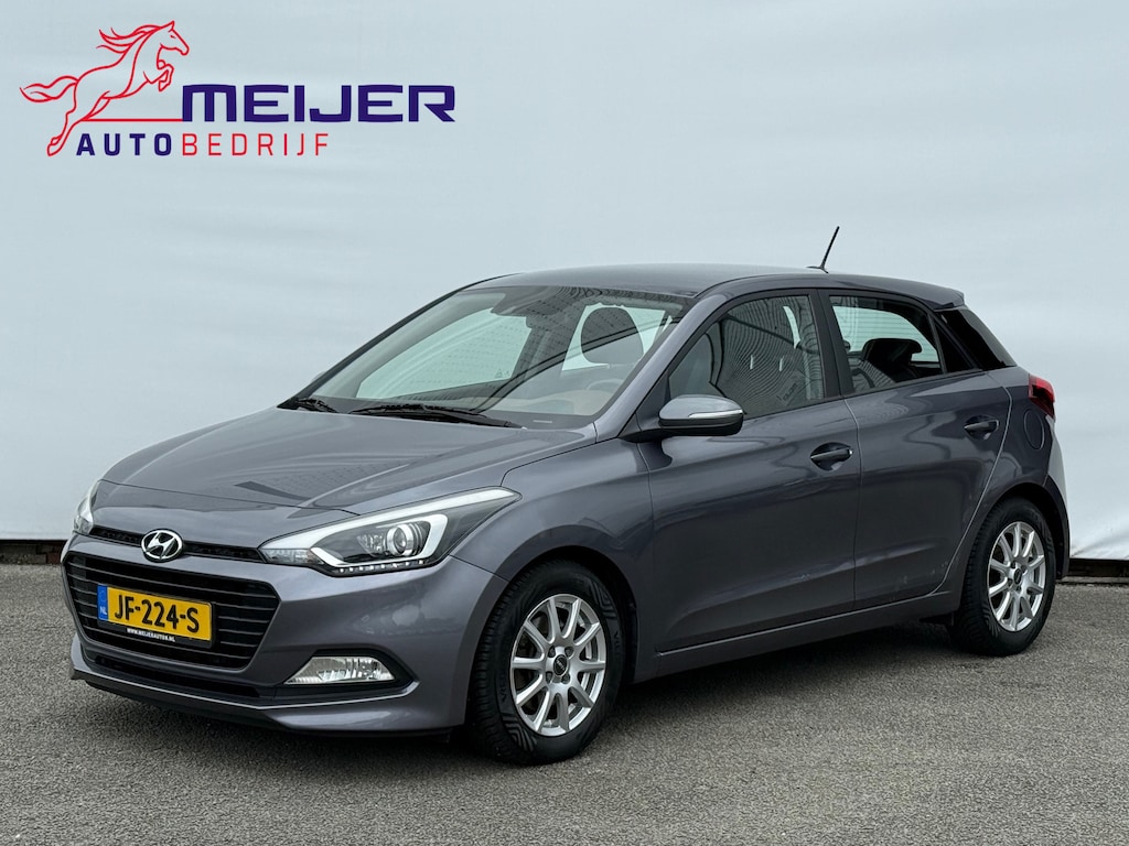 Hyundai i20 1.0 T-GDI Comfort Sportvelgen | AllSeason | Navigatie | Camera | Parkeersensoren | Trekhaak !!