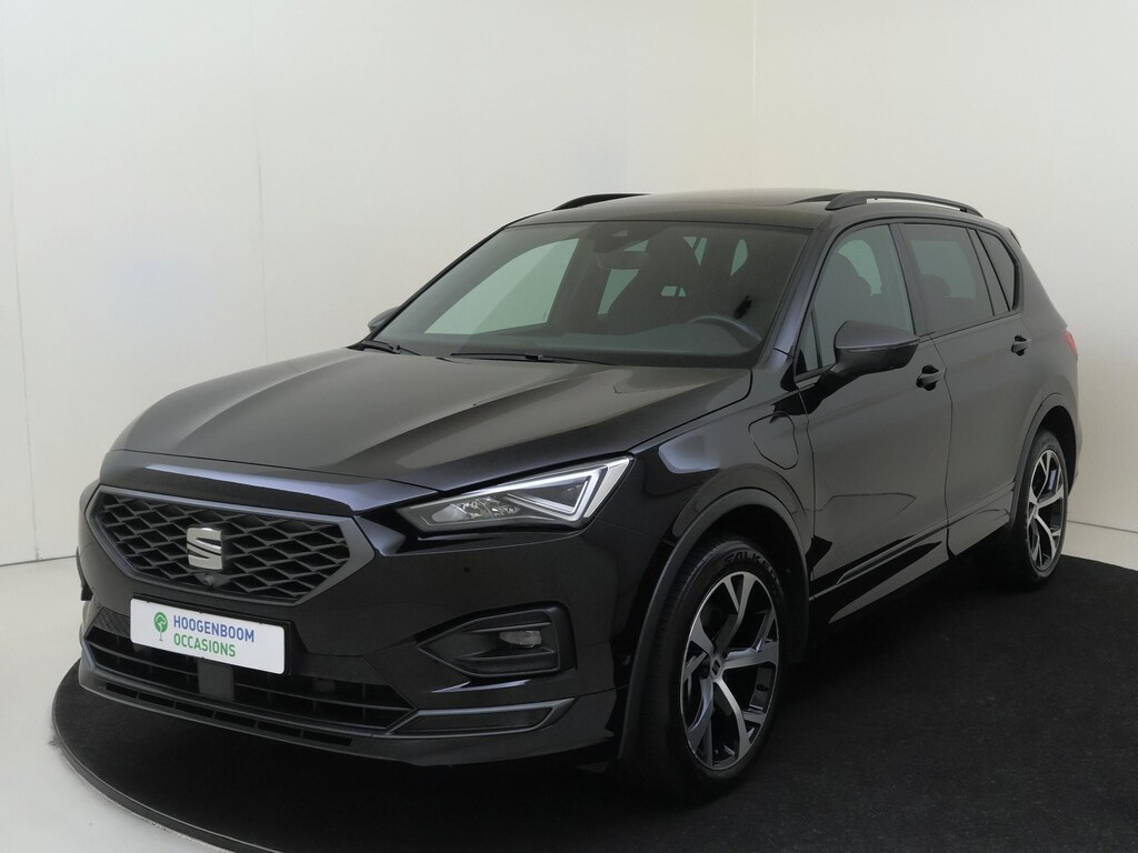 SEAT Tarraco 1.4 TSI e-Hybrid PHEV FR Business | SoH 99% | Panoramadak | Trekhaak | Bestuurdersstoel met memory | 360 camera | Adaptieve demping | Keyless | Adaptieve cruise control | Dodehoekdetectie | Stoel- en stuurwielverwarming |