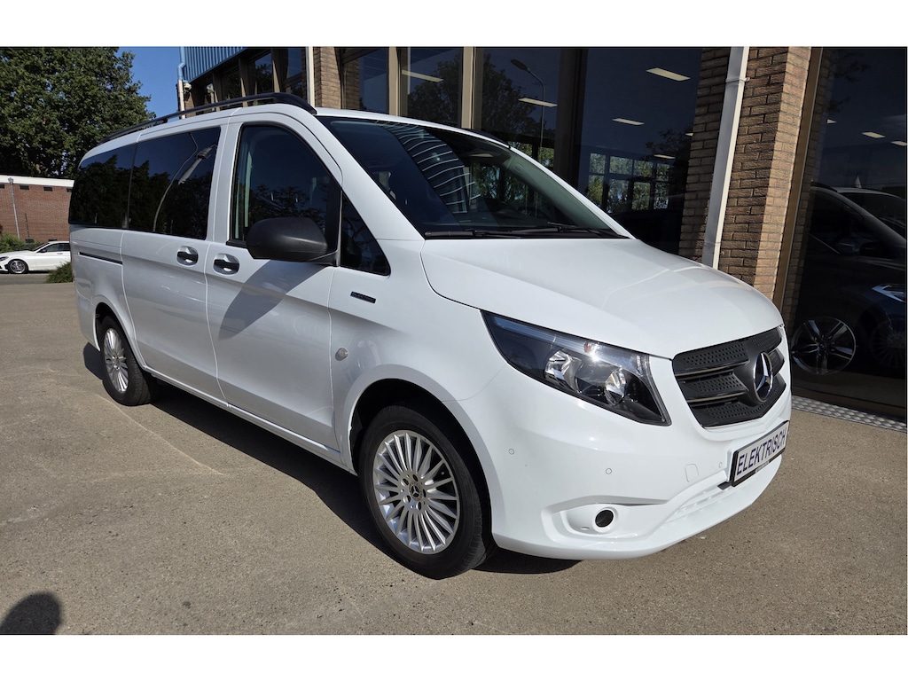 Mercedes-Benz eVito Tourer PRO L2 8-Persoons Airco L & R Schuifdeur Command Navigatie Zwart leder