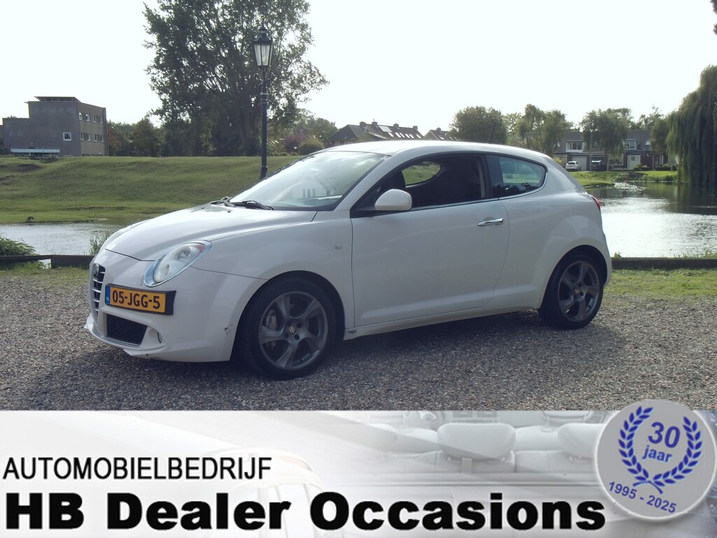 Alfa Romeo MiTo 1.4 T Sport Lak laat los op diverse delen!!!